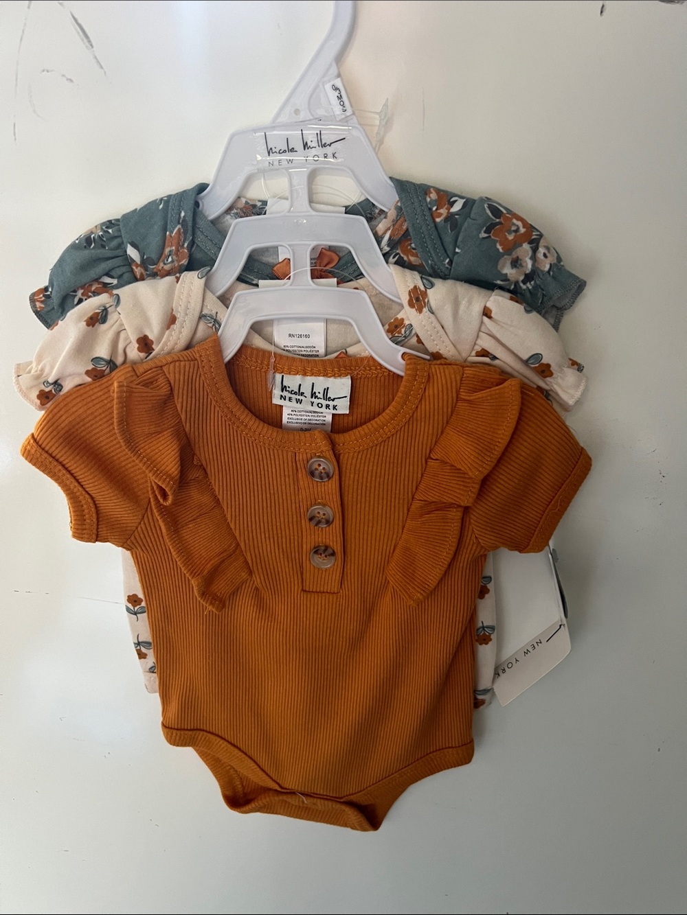 Baby onesie Nicole Miller Baby One-Piece Bodysuit Set